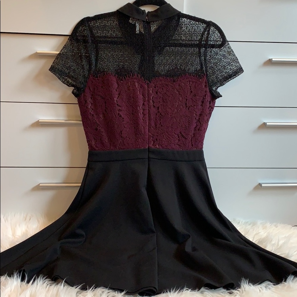 Elle Lacey Collared Midi Dress - Picture 3 of 8